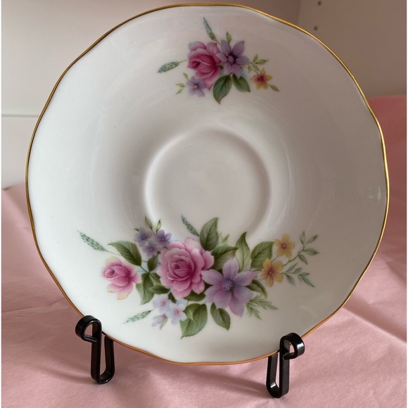 VTG Duchess Bone China Teacup and Saucer with Soft Pink and Lavender Roses - Picture 3 of 7